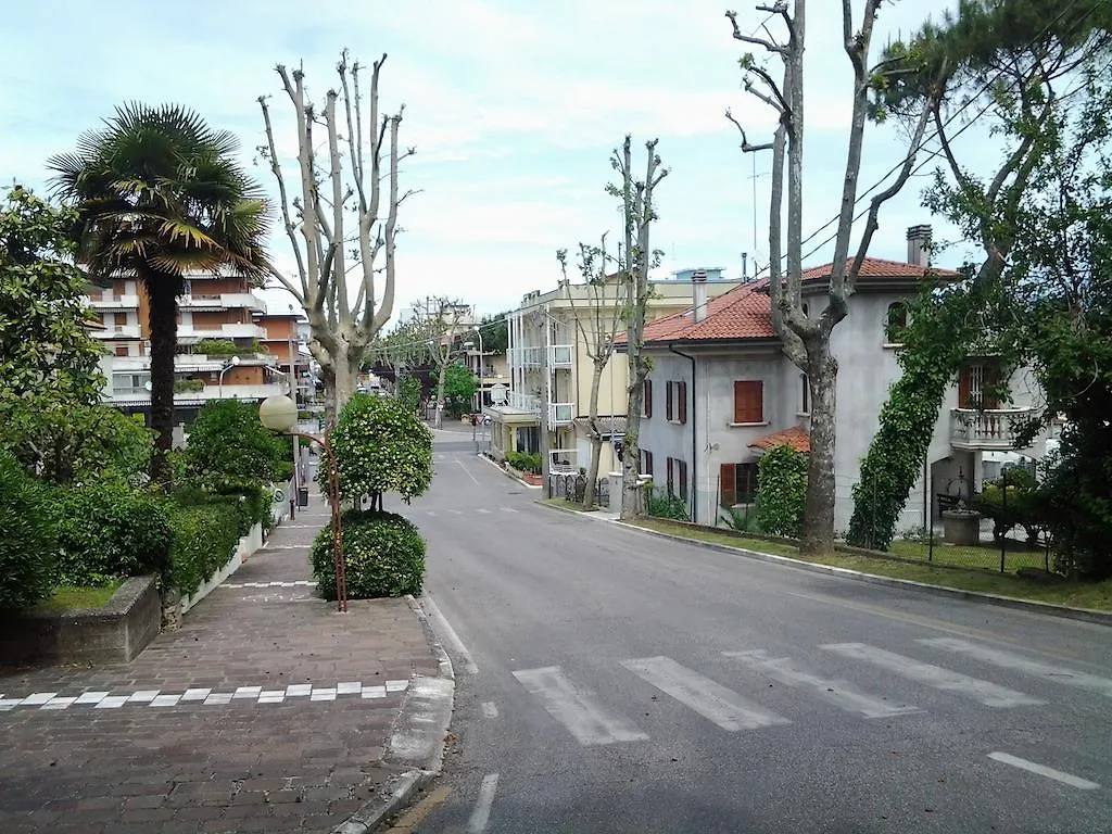Albergo Sirena Misano Adriatico 2*,  Italia